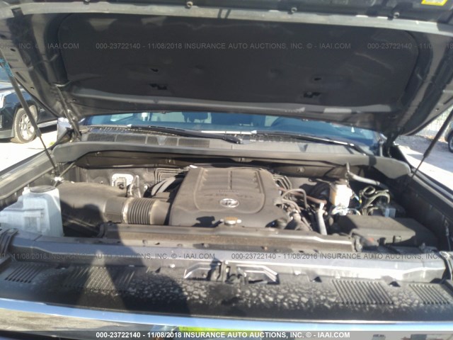 5TFRM5F13HX121701 - 2017 TOYOTA TUNDRA DOUBLE CAB SR/SR5 GRAY photo 10