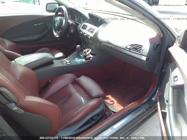 WBAEH73414B191232 - 2004 BMW 645 CI AUTOMATIC BLACK photo 5