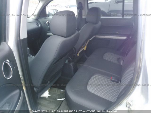 3GNBAAFW9BS538528 - 2011 CHEVROLET HHR LS Pewter foto 8