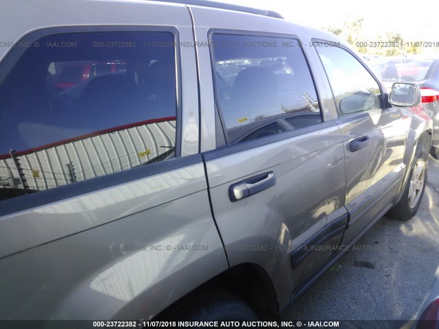 1J4HR48N55C727599 - 2005 JEEP GRAND CHEROKEE LAREDO/COLUMBIA/FREEDOM 金色 照片 4