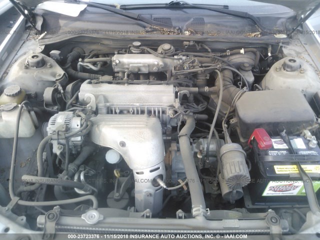 4T1BG22K61U840000 - 2001 TOYOTA CAMRY CE/LE/XLE ვერცხლისფერი ფოტო 10