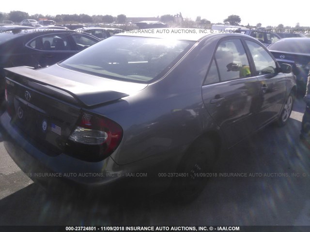 JTDBE32K520124360 - 2002 TOYOTA CAMRY LE/XLE/SE Boz foto 4