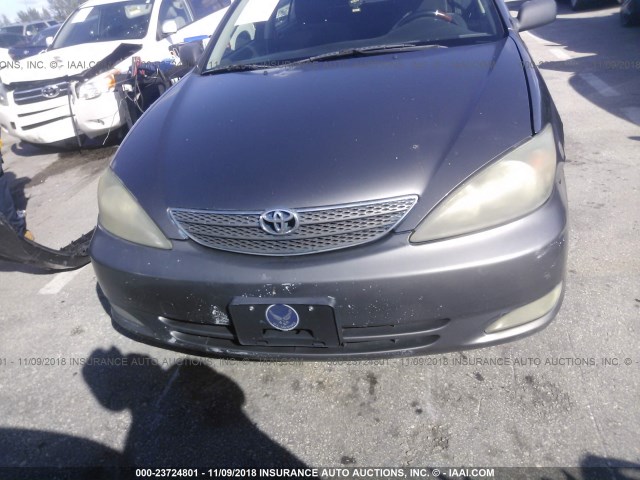 JTDBE32K520124360 - 2002 TOYOTA CAMRY LE/XLE/SE Boz foto 6