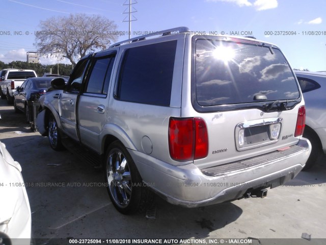 5LMFU28A7YLJ33669 - 2000 LINCOLN NAVIGATOR Сұр фото 3