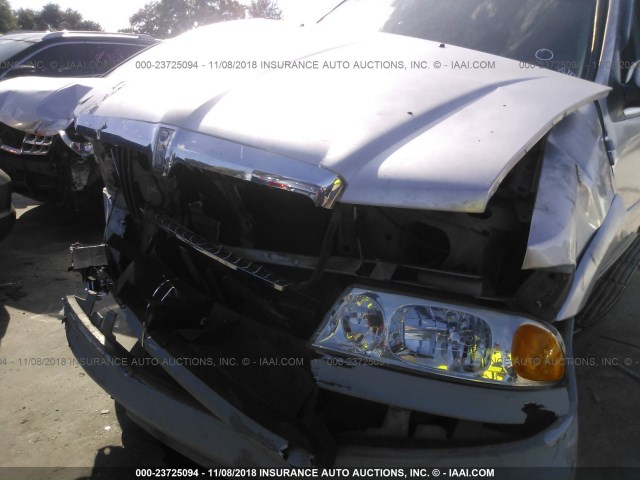 5LMFU28A7YLJ33669 - 2000 LINCOLN NAVIGATOR Сұр фото 6