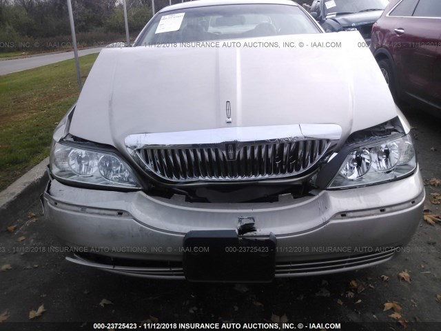 1LNHM81W63Y704486 - 2003 LINCOLN TOWN CAR EXECUTIVE TAN photo 6