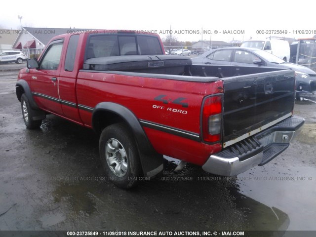 1N6ED26Y4YC422444 - 2000 NISSAN FRONTIER KING CAB XE/KING CAB SE RED photo 3