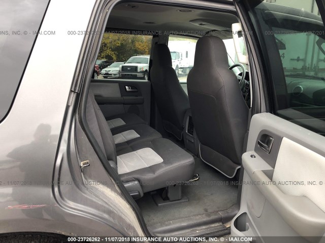 1FMPU16LX4LB87743 - 2004 FORD EXPEDITION XLT GRAY photo 8