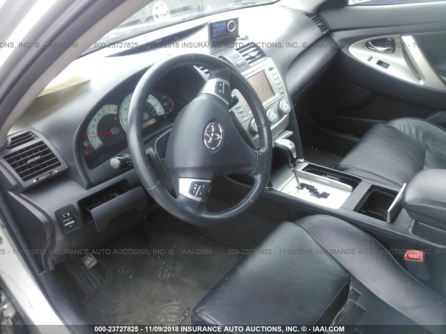 4T1BE46K98U748644 - 2008 TOYOTA CAMRY CE/LE/XLE/SE SILVER photo 5