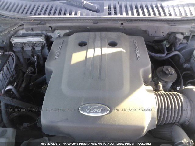 1FMEU15W43LA59113 - 2003 FORD EXPEDITION XLT GRAY photo 10