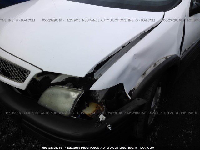 1GMDX03E43D178345 - 2003 PONTIAC MONTANA WHITE photo 6