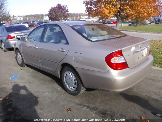 4T1BE32K24U937890 - 2004 TOYOTA CAMRY LE/XLE/SE GOLD photo 3