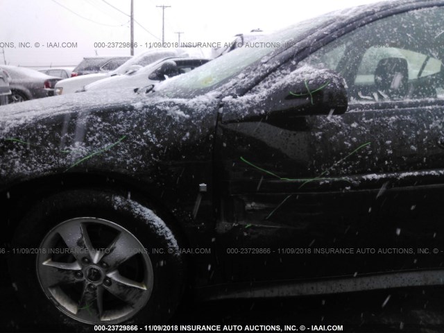 2G2WP552281118035 - 2008 PONTIAC GRAND PRIX შავი ფოტო 6