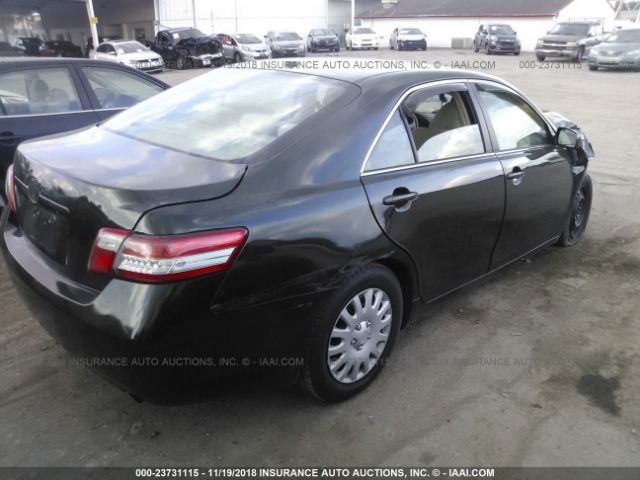4T1BF3EK2AU517003 - 2010 TOYOTA CAMRY SE/LE/XLE შავი ფოტო 4