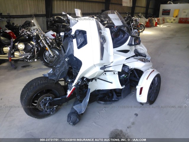 2BXNBDD26GV004502 - 2016 CAN-AM SPYDER ROADSTER RT/RT-S/LTD/SP SERIES WHITE photo 4