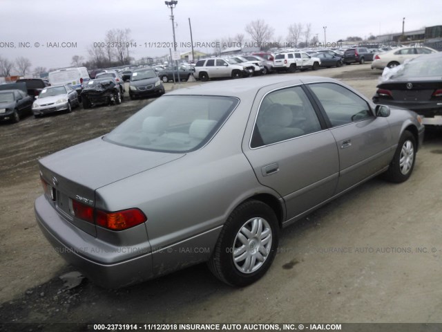 4T1BG22K7YU629043 - 2000 TOYOTA CAMRY CE/LE/XLE 灰色 照片 4