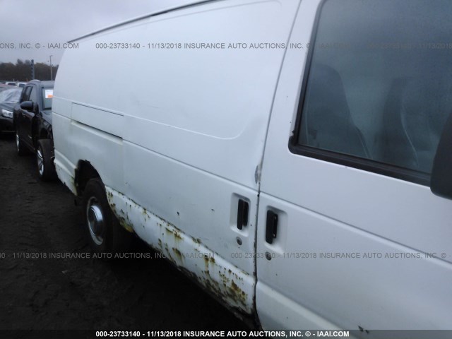 1FTSS34L84HA51875 - 2004 FORD ECONOLINE E350 SUPER DUTY VAN WHITE photo 6