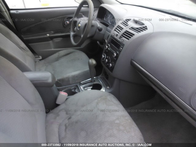 1G1ZS58F57F235131 - 2007 CHEVROLET MALIBU LS 银色 照片 5