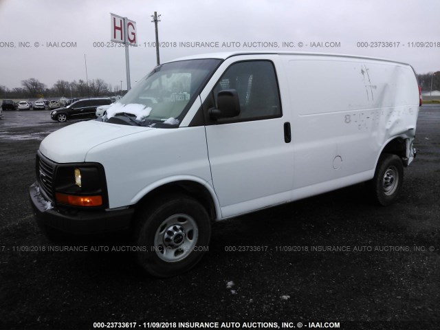 1GTZ7TBG1C1155217 - 2012 GMC SAVANA G3500 WHITE photo 2