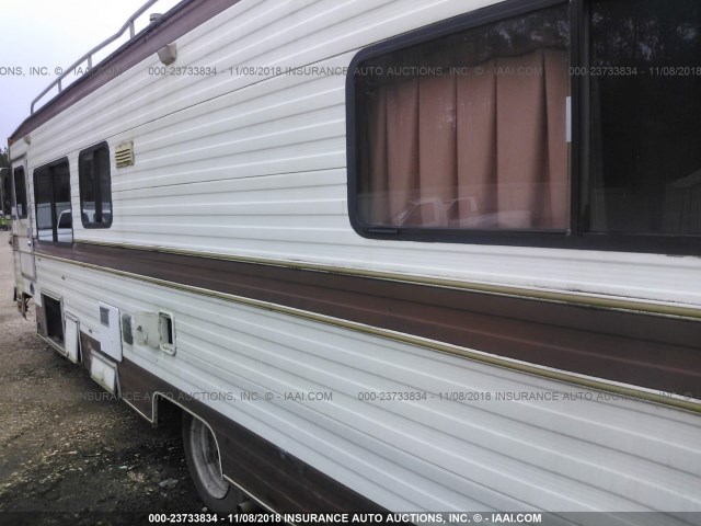1GDKP37W3E3503457 - 1984 GMC MOTOR HOME CHASSIS P3500 Unknown photo 3