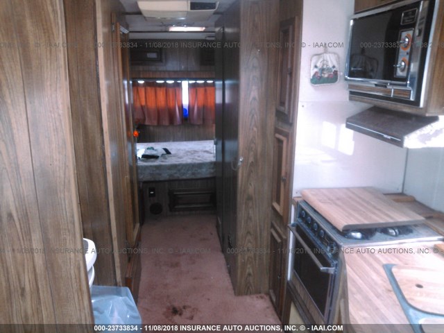 1GDKP37W3E3503457 - 1984 GMC MOTOR HOME CHASSIS P3500 Unknown photo 8