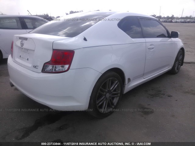 JTKJF5C78B3009712 - 2011 TOYOTA SCION TC 白色 照片 4