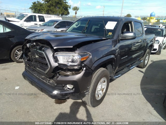 5TFAZ5CN0GX007904 - 2016 TOYOTA TACOMA DBL CAB/SR5/TRD SPORT/OR GRAY photo 2