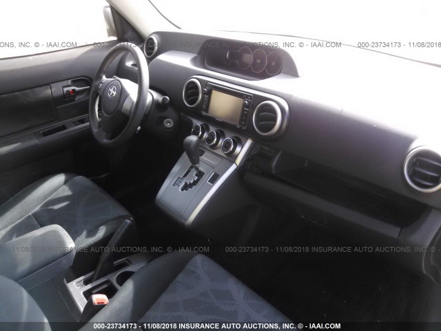 JTLZE4FE8FJ077953 - 2015 TOYOTA SCION XB Gümüş foto 5