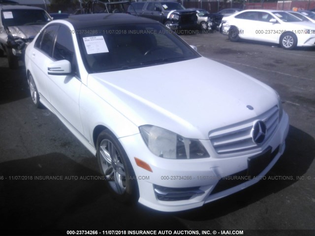 WDDGF4HB0DG103979 - 2013 MERCEDES-BENZ C 250 WHITE photo 1