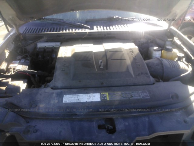 5LMFU28546LJ01875 - 2006 LINCOLN NAVIGATOR Złoty zdjęcie 10