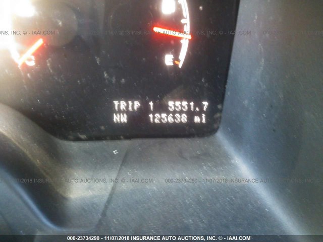 5LMFU28546LJ01875 - 2006 LINCOLN NAVIGATOR Złoty zdjęcie 7