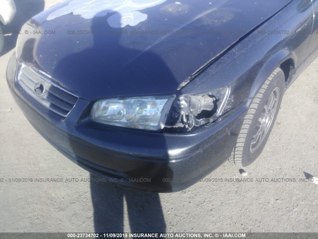 4T1BG22K41U844224 - 2001 TOYOTA CAMRY CE/LE/XLE 灰色 照片 6