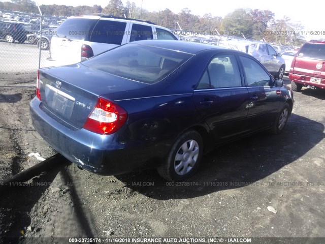 4T1BE32K24U338889 - 2004 TOYOTA CAMRY LE/XLE/SE BLUE photo 4