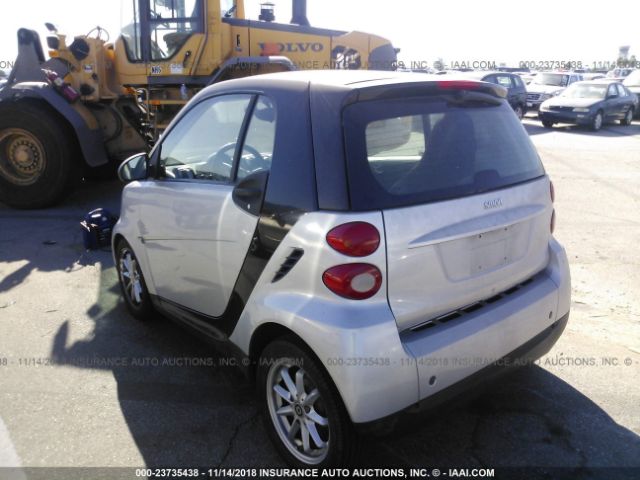 WMEEJ31X88K183858 - 2008 SMART FORTWO PURE/PASSION SILVER photo 3