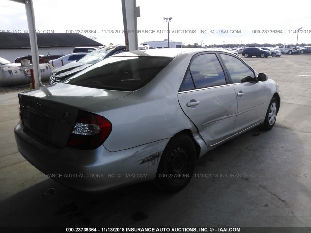4T1BE32K53U126275 - 2003 TOYOTA CAMRY LE/XLE/SE SILVER photo 4