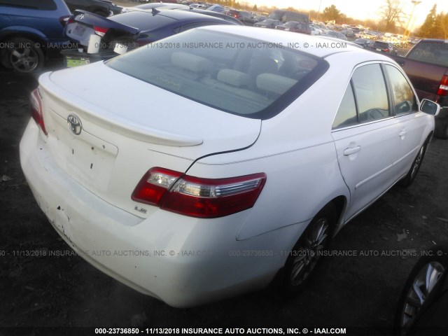4T4BE46K59R088352 - 2009 TOYOTA CAMRY SE/LE/XLE WHITE photo 4