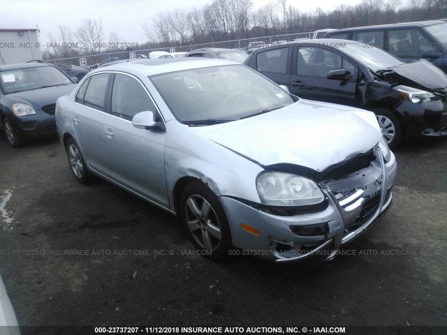 3VWRZ71K59M161313 - 2009 VOLKSWAGEN JETTA SE/SEL SILVER photo 1