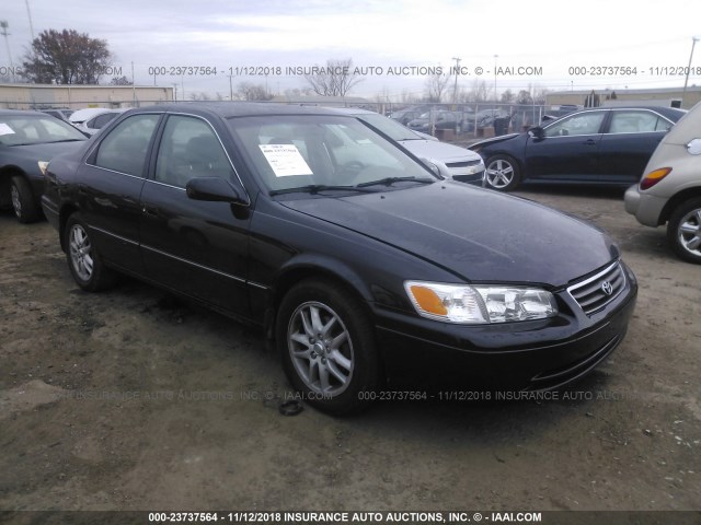 4T1BF28K61U128211 - 2001 TOYOTA CAMRY LE/XLE 黑色 照片 1