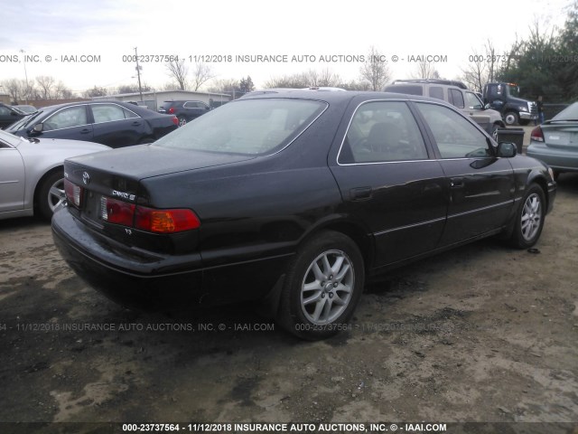 4T1BF28K61U128211 - 2001 TOYOTA CAMRY LE/XLE 黑色 照片 4