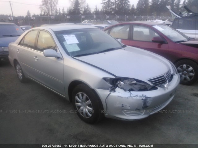 4T1BE32K26U132975 - 2006 TOYOTA CAMRY LE/XLE/SE SILVER photo 1