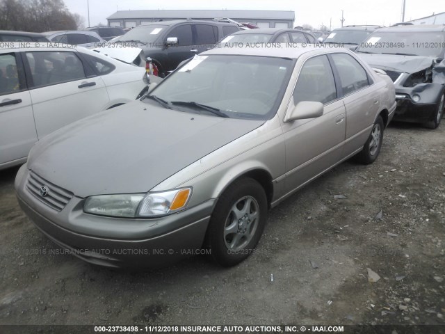 4T1BG22K4VU813545 - 1997 TOYOTA CAMRY CE/LE/XLE BEIGE photo 2