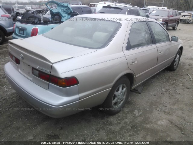 4T1BG22K4VU813545 - 1997 TOYOTA CAMRY CE/LE/XLE BEIGE photo 4