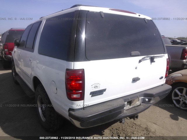 1FMPU16L7YLA60180 - 2000 FORD EXPEDITION XLT WHITE photo 3