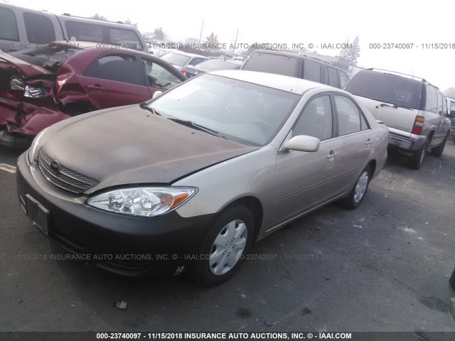 JTDBE32KX40278629 - 2004 TOYOTA CAMRY LE/XLE 金色 照片 2