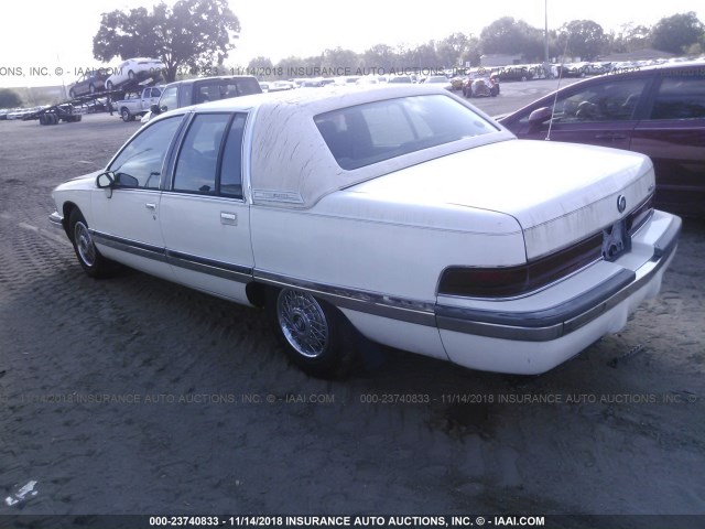 1G4BN5375NR427608 - 1992 BUICK ROADMASTER WHITE photo 3