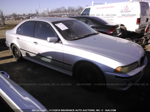 WBADN63482GN86099 - 2002 BMW 540 I AUTOMATIC SILVER photo 1