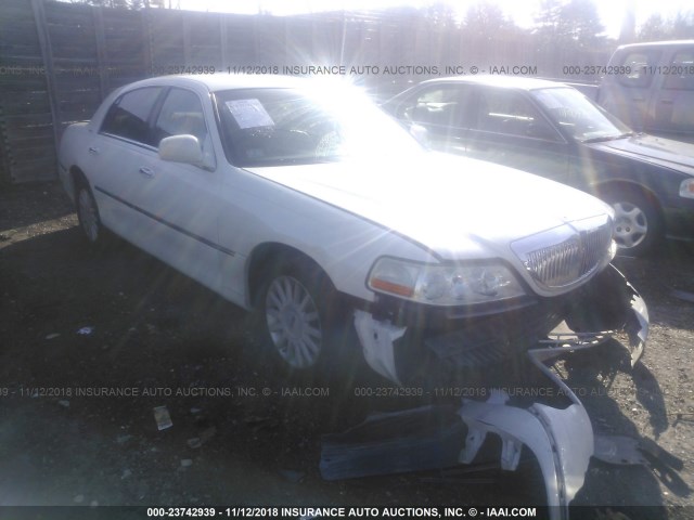 1LNHM81W73Y700804 - 2003 LINCOLN TOWN CAR EXECUTIVE WHITE photo 1