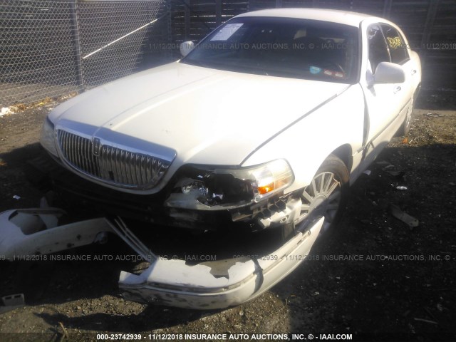 1LNHM81W73Y700804 - 2003 LINCOLN TOWN CAR EXECUTIVE Ağ foto 6