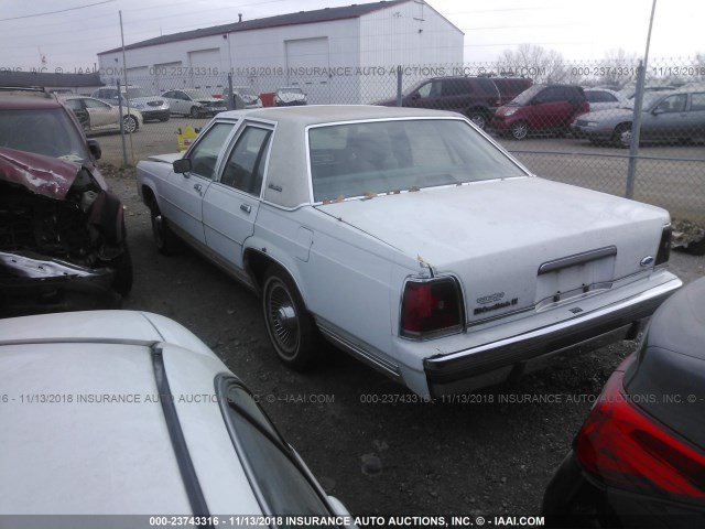 2FABP74F8KX226177 - 1989 FORD CROWN VICTORIA LX WHITE photo 3