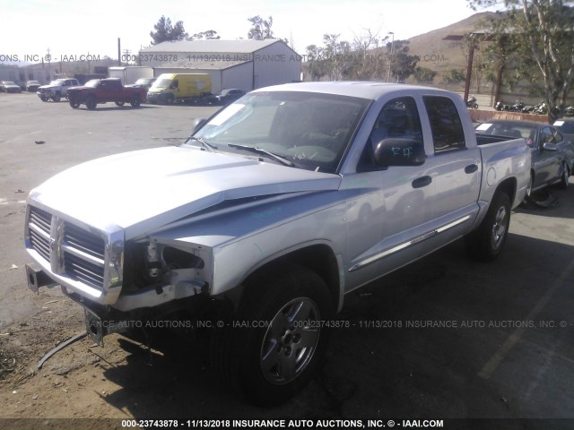 1D7HE58N26S614472 - 2006 DODGE DAKOTA QUAD LARAMIE SILVER photo 2